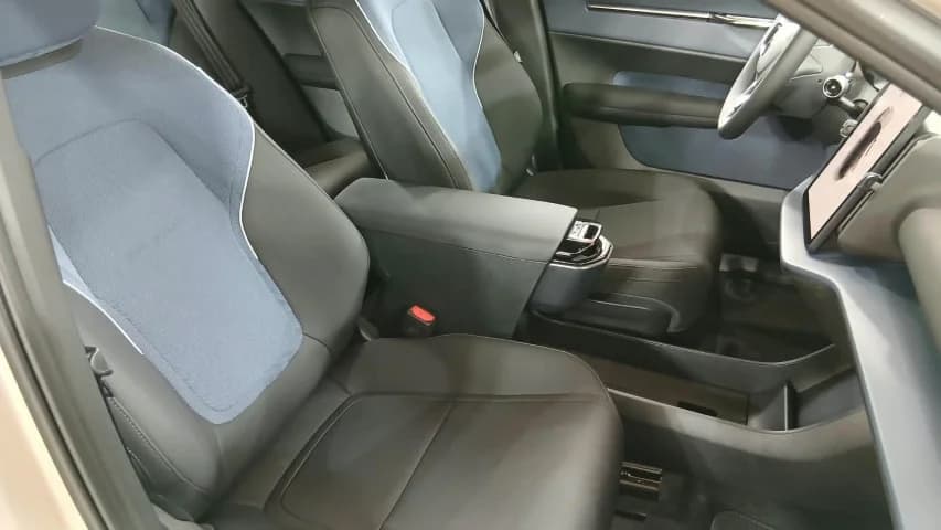 Volvo EX30 51 KW ELÉTRICO CORE 2026 Híbrido - Foto 14