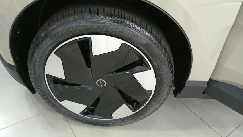 Volvo EX30 51 KW ELÉTRICO CORE 2026 Híbrido - Foto 16