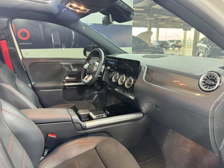 Mercedes-Benz CLA 35 AMG 2.0 CGI GASOLINA 4MATIC 7G-DCT 2023 Gasolina - Foto 14