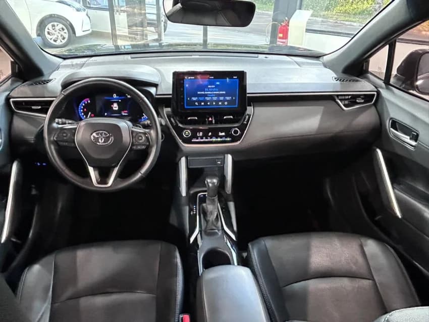 Toyota COROLLA CROSS 2.0 VVT-IE FLEX XRE DIRECT SHIFT 2023 Flex - Foto 10