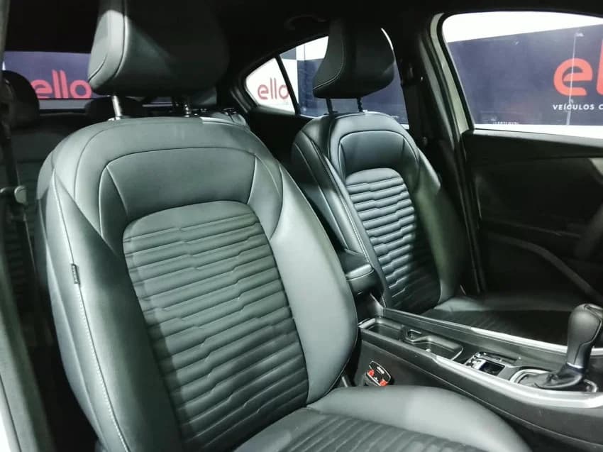 Fiat FASTBACK 1.0 TURBO 200 FLEX IMPETUS CVT 2023 Flex - Foto 18
