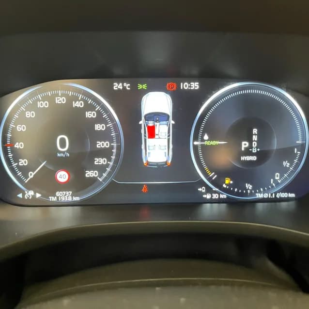 Volvo XC60 2.0 T8 HYBRID MOMENTUM AWD GEARTRONIC 2021 Híbrido - Foto 5