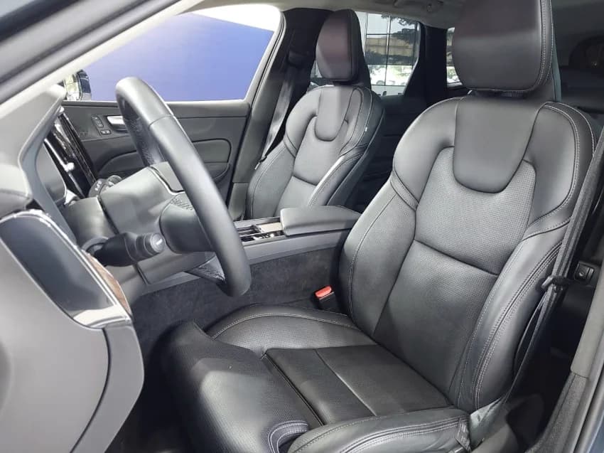 Volvo XC60 2.0 T8 RECHARGE ULTIMATE AWD GEARTRONIC 2023 Flex - Foto 12