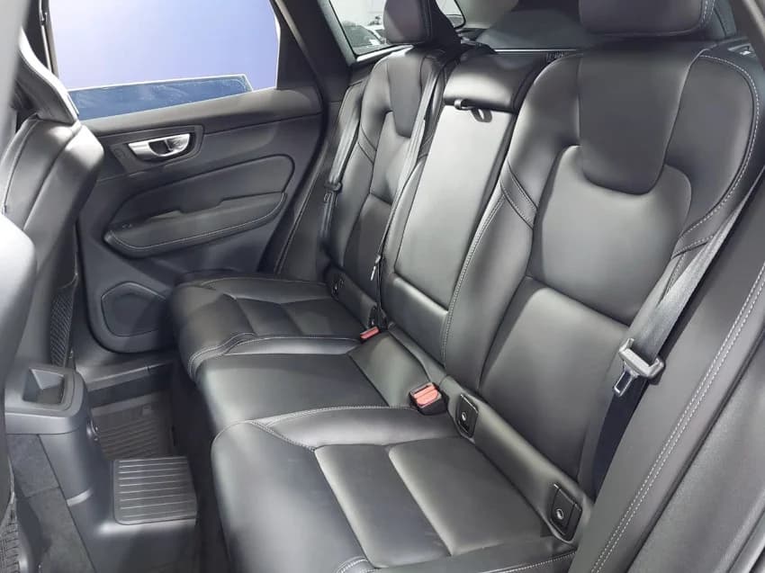 Volvo XC60 2.0 T8 RECHARGE ULTIMATE AWD GEARTRONIC 2023 Flex - Foto 13