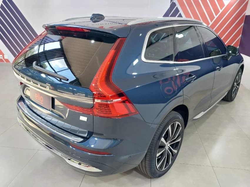 Volvo XC60 2.0 T8 RECHARGE ULTIMATE AWD GEARTRONIC 2023 Flex - Foto 4
