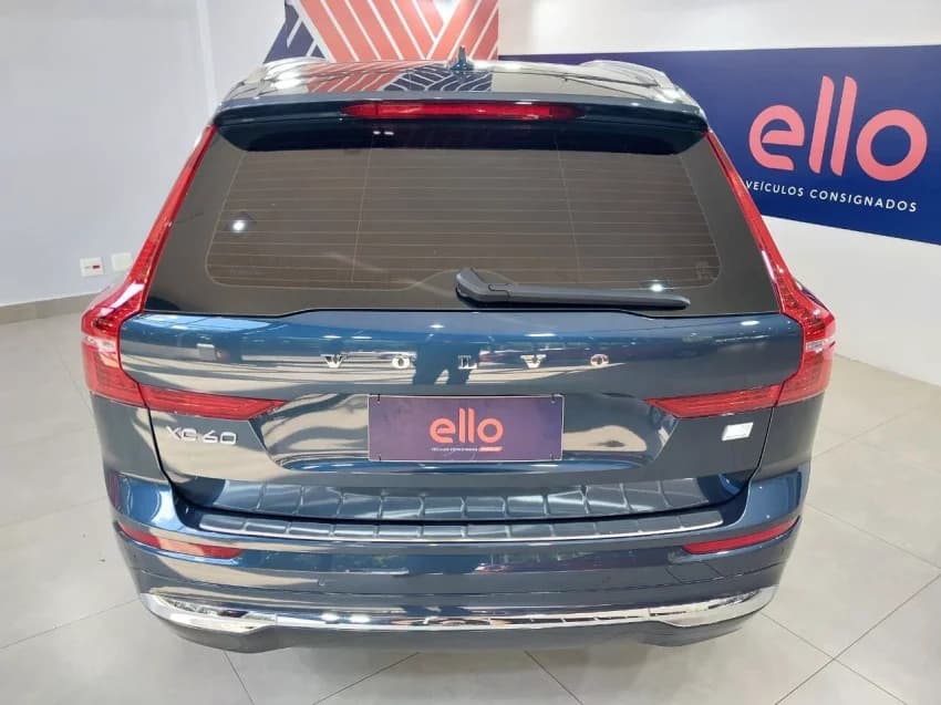 Volvo XC60 2.0 T8 RECHARGE ULTIMATE AWD GEARTRONIC 2023 Flex - Foto 5