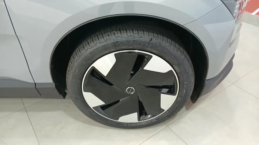 Volvo EX30 69 KW ELÉTRICO PLUS 2026 Elétrico - Foto 16