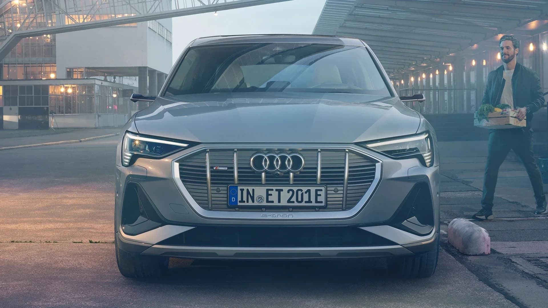 Audi e-Tron Sportback: Estética pioneira