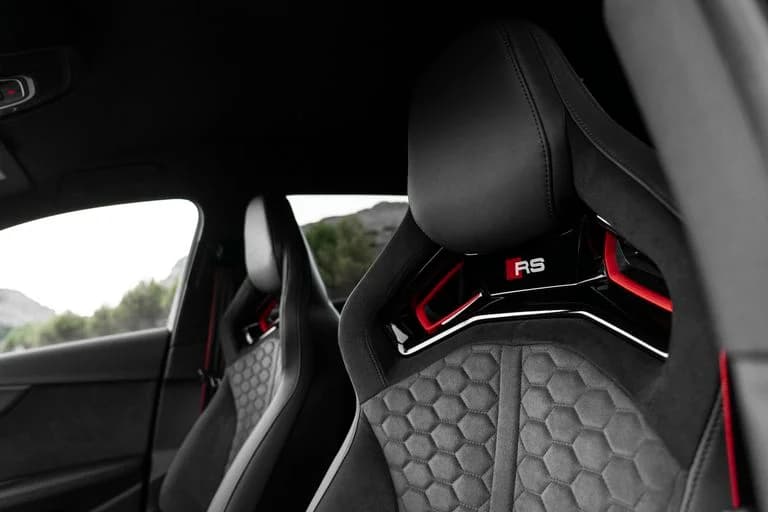 Audi RS 5 Sportback: Interior